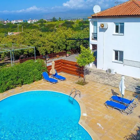 Arsinoe Finiki Villa *