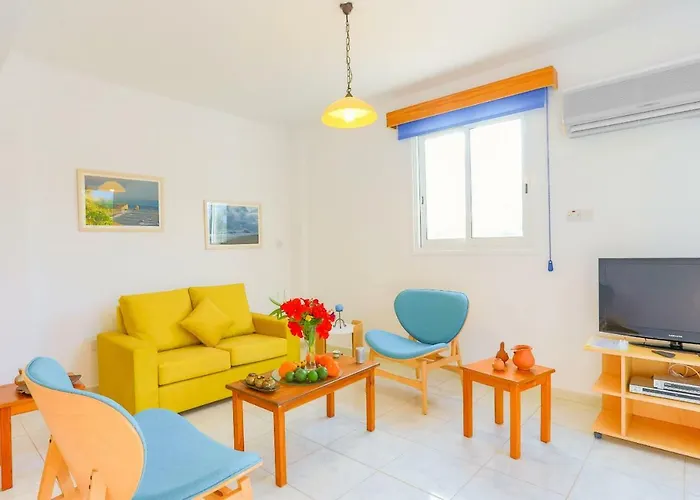 Arsinoe Finiki * Polis