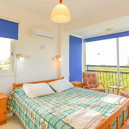 Arsinoe Finiki Vilă Polis