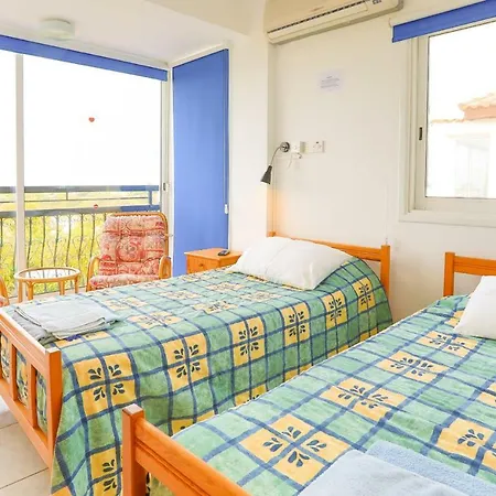 Arsinoe Finiki * Polis