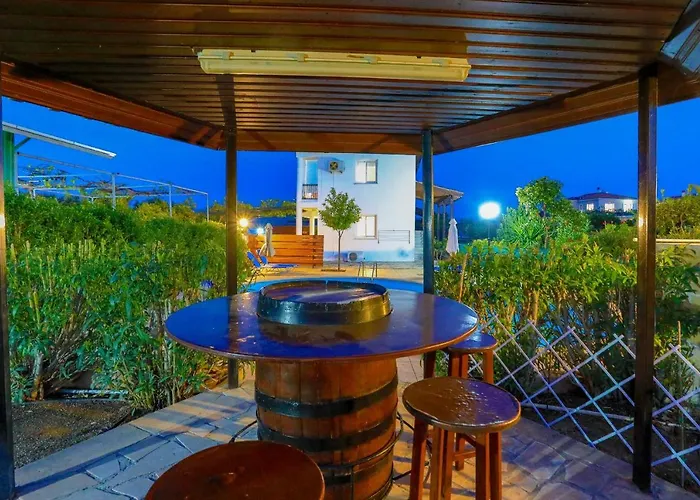 וילה Arsinoe Finiki *