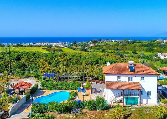 Arsinoe Finiki * Polis