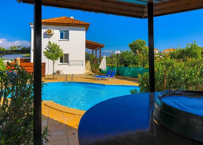 וילה Arsinoe Finiki *